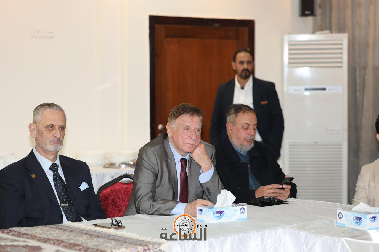 Madar Al-Saa Images 0.4006927213760366