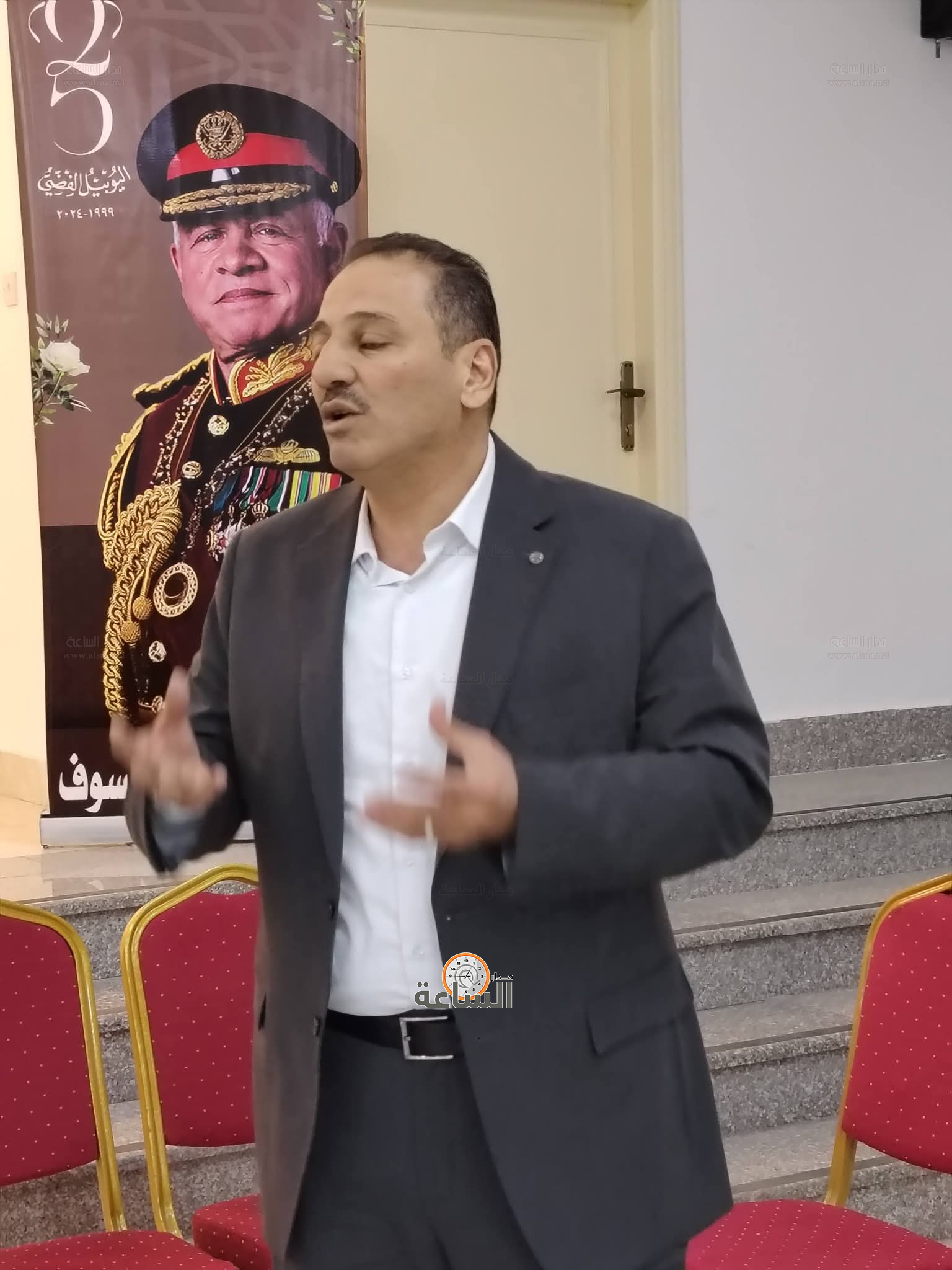 Madar Al-Saa Images 0.37818051303568423