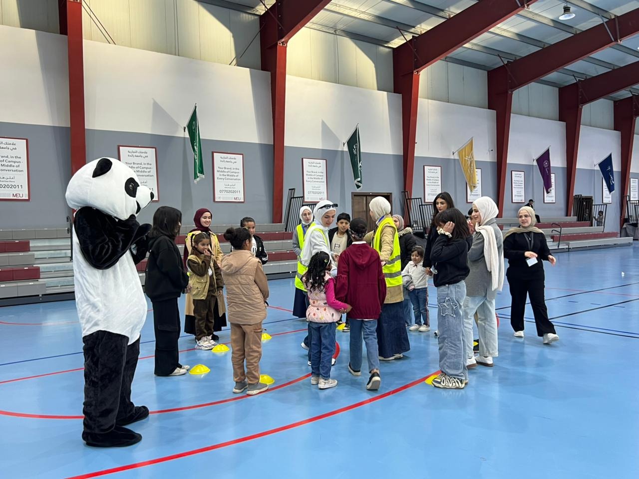 Madar Al-Saa Images 0.0457803184111949