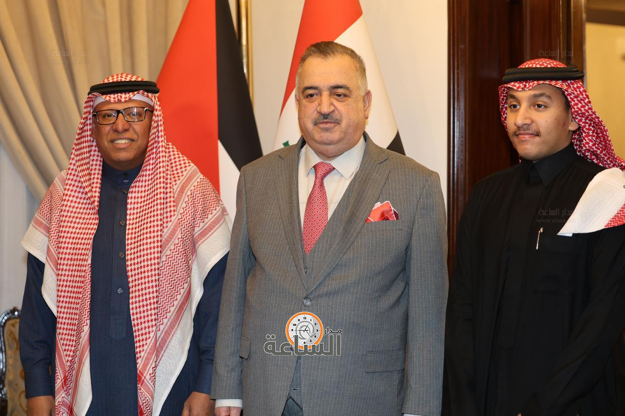 Madar Al-Saa Images 0.9781821407261067