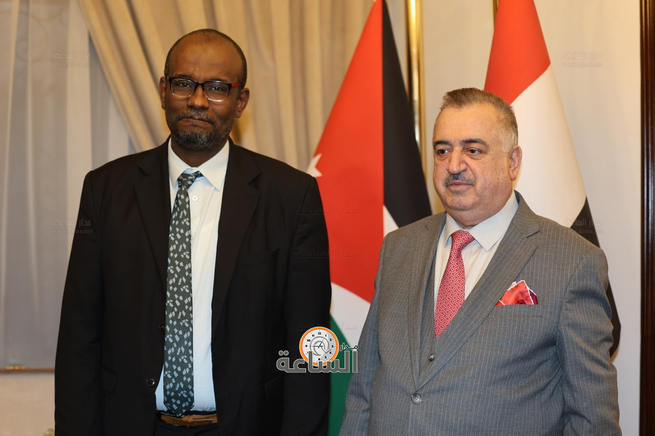 Madar Al-Saa Images 0.7591500425497153