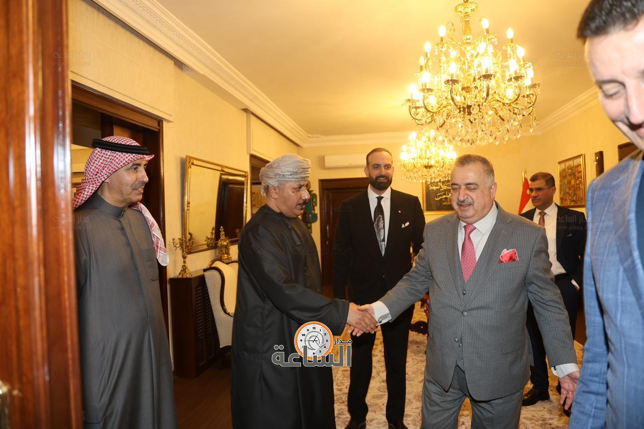 Madar Al-Saa Images 0.23831627909191133