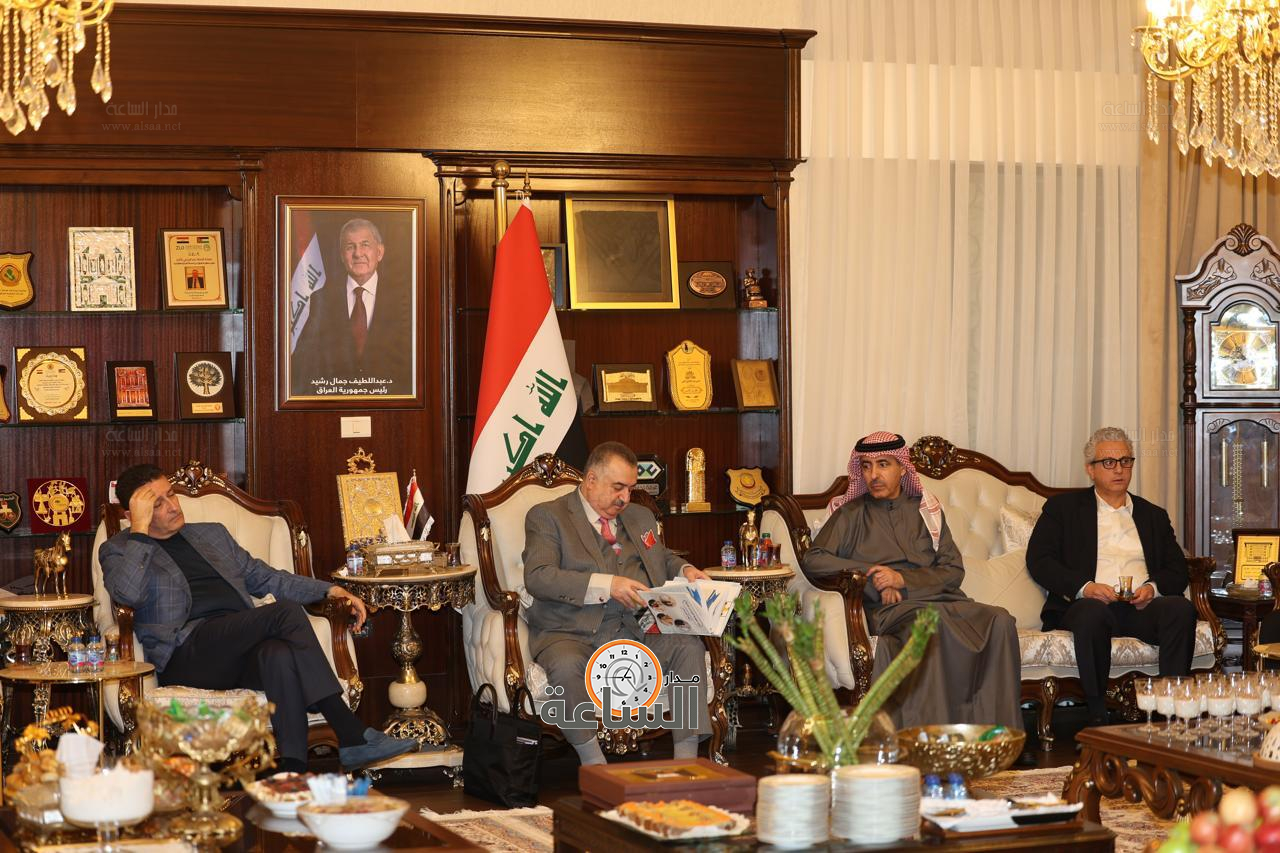 Madar Al-Saa Images 0.8691292435422269