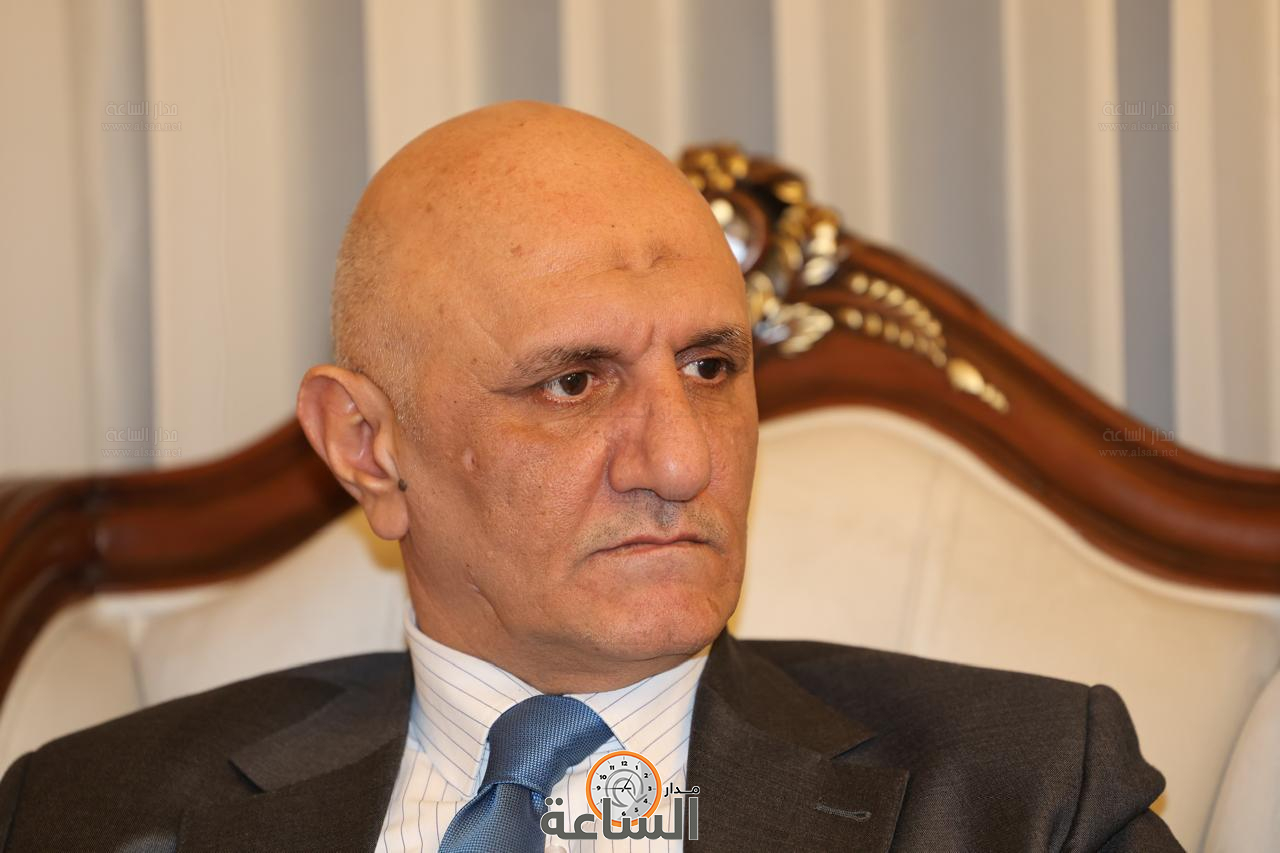 Madar Al-Saa Images 0.9340465126323698