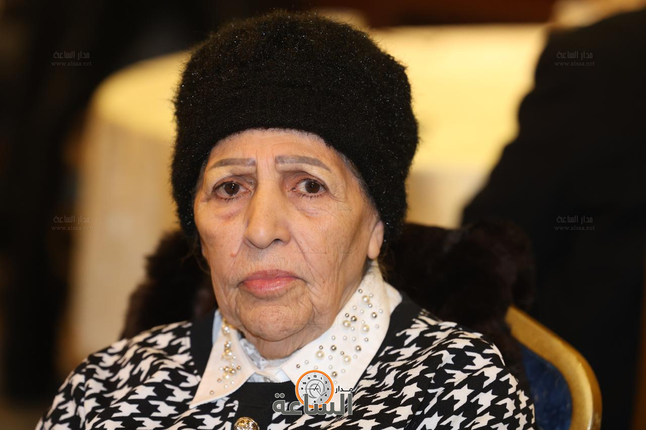 Madar Al-Saa Images 0.019460054210625133