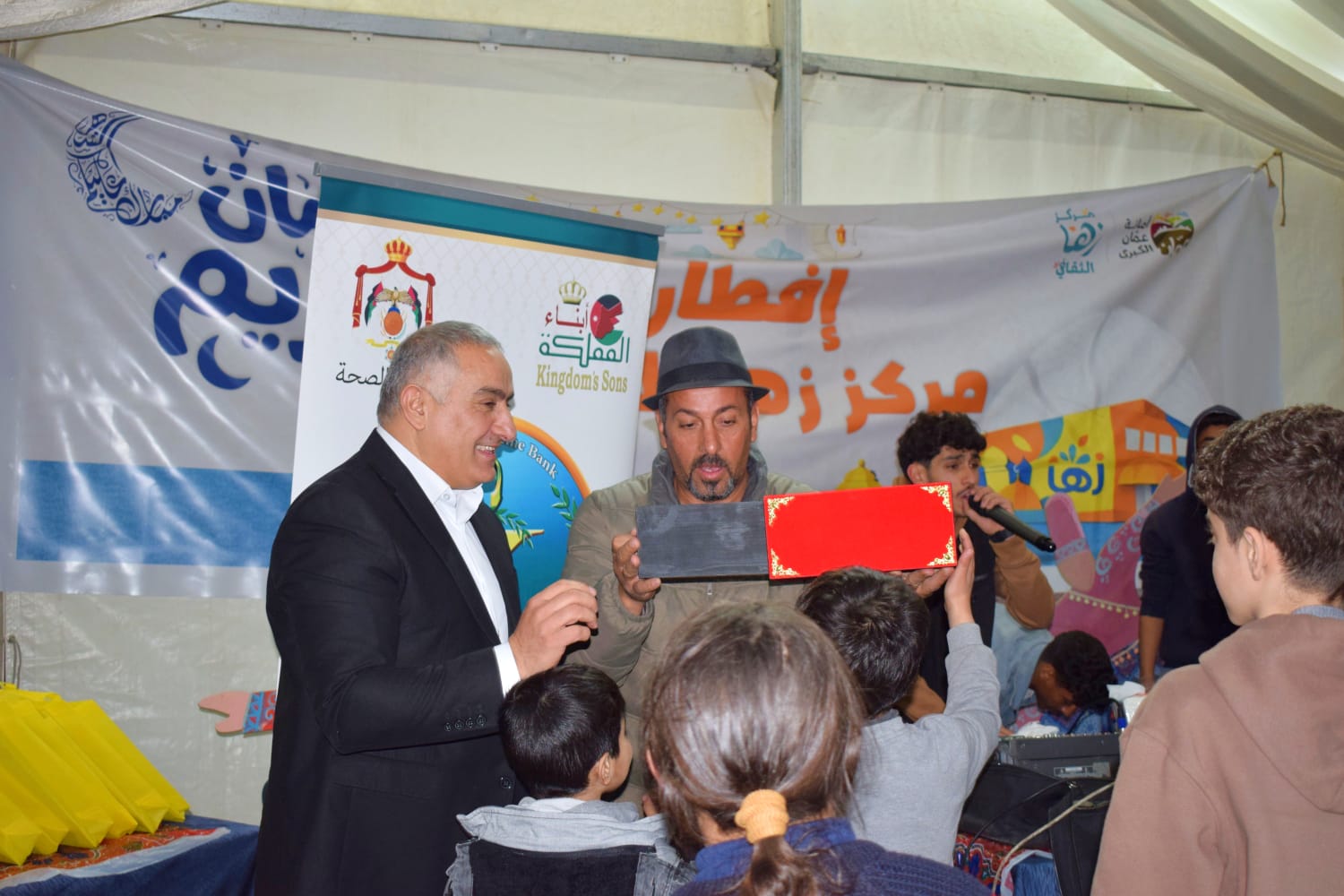 Madar Al-Saa Images 0.14526731821249927