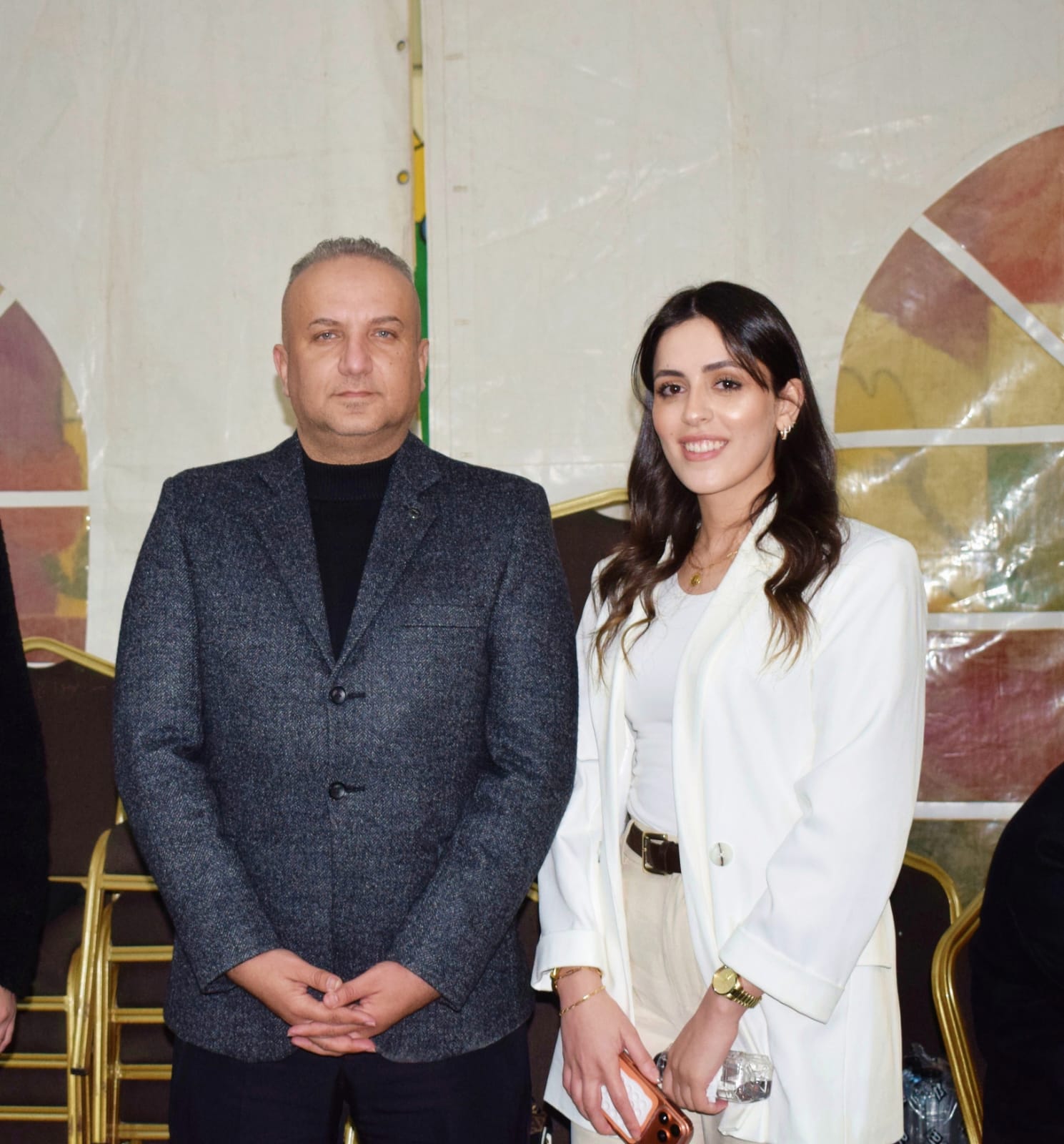 Madar Al-Saa Images 0.38271454610959843