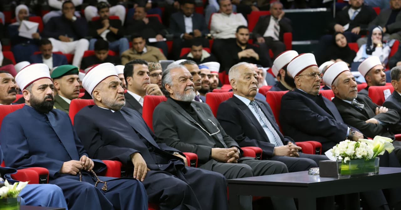 Madar Al-Saa Images 0.8616114579192461