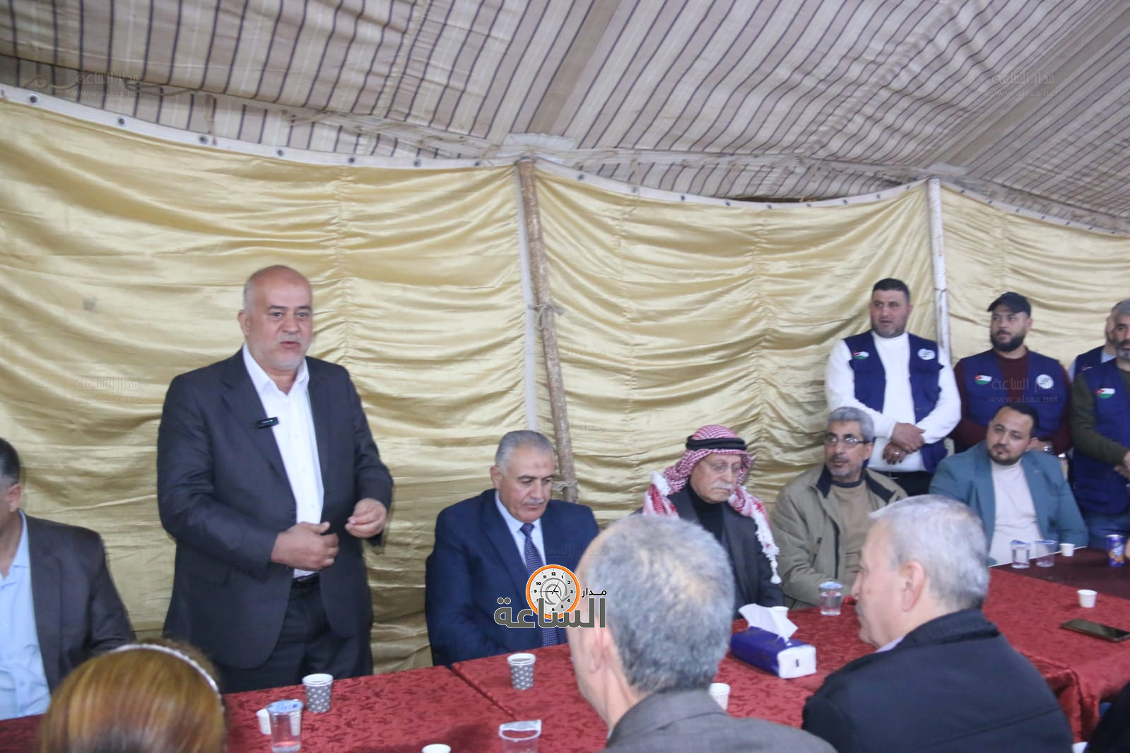 Madar Al-Saa Images 0.5611743606523674