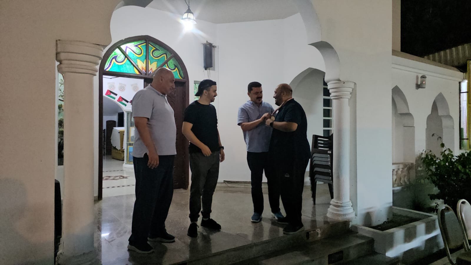 Madar Al-Saa Images 0.369284527416998