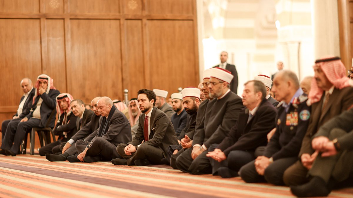 Madar Al-Saa Images 0.25141737706398604