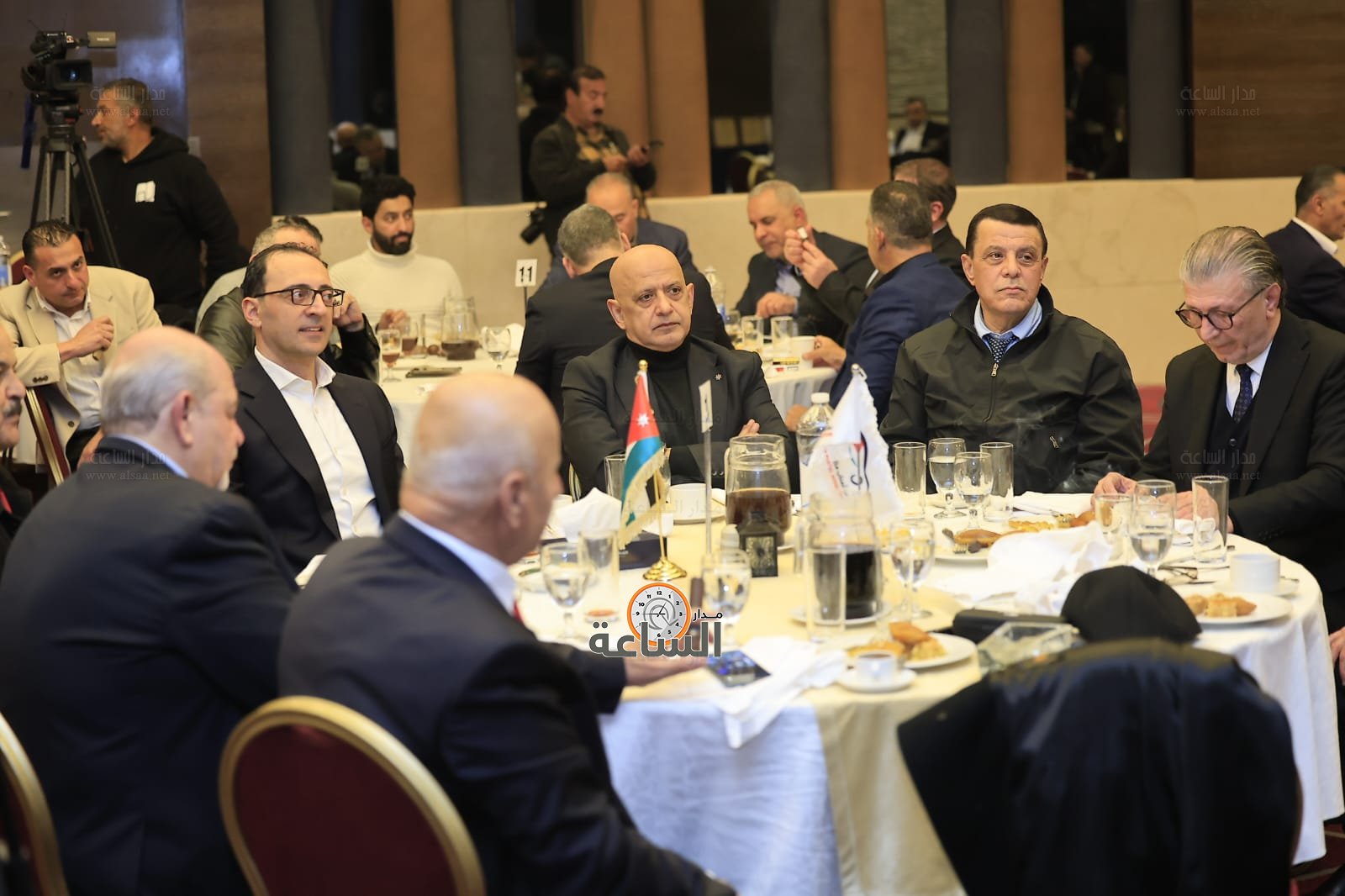 Madar Al-Saa Images 0.4804349054947168