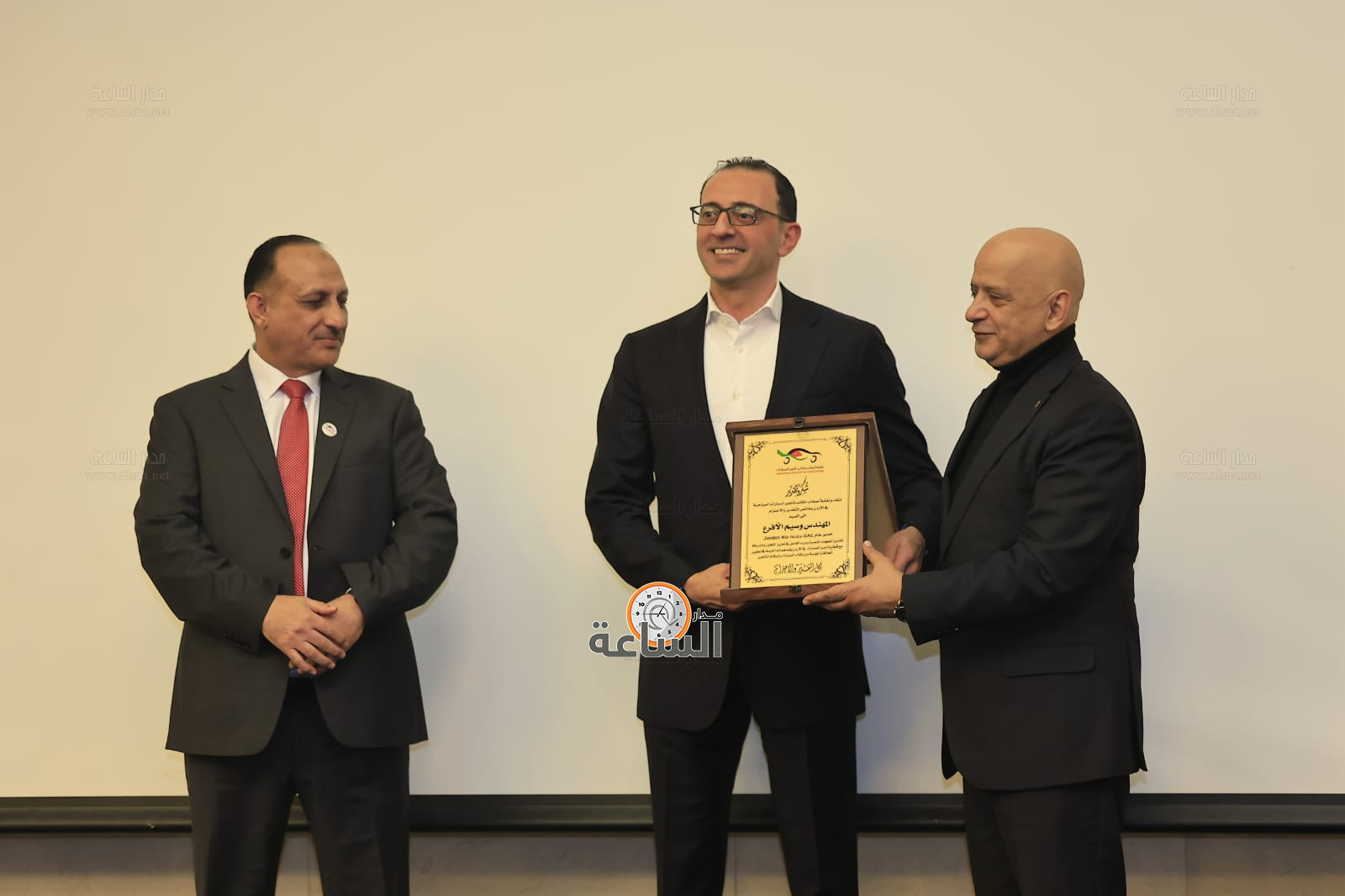 Madar Al-Saa Images 0.36000289557474474