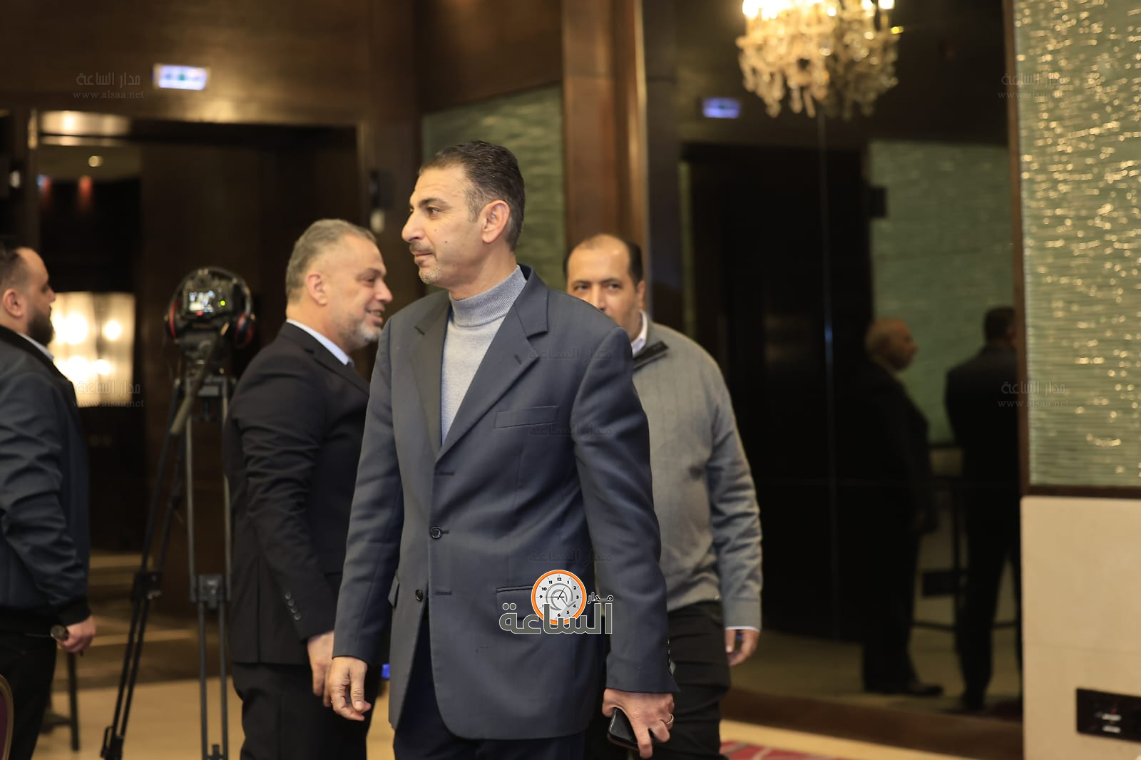 Madar Al-Saa Images 0.4806736868754159