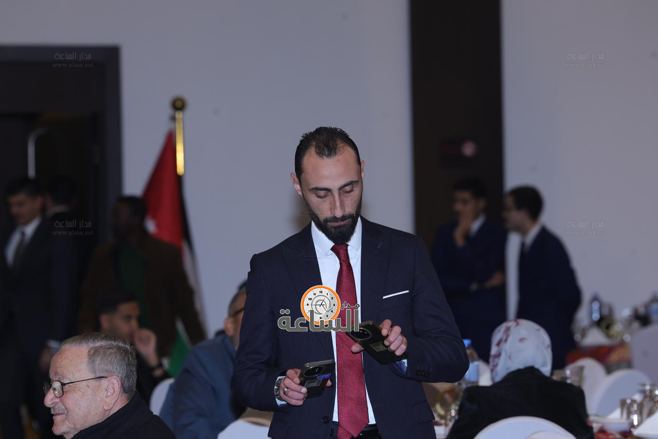 Madar Al-Saa Images 0.03252485460380994