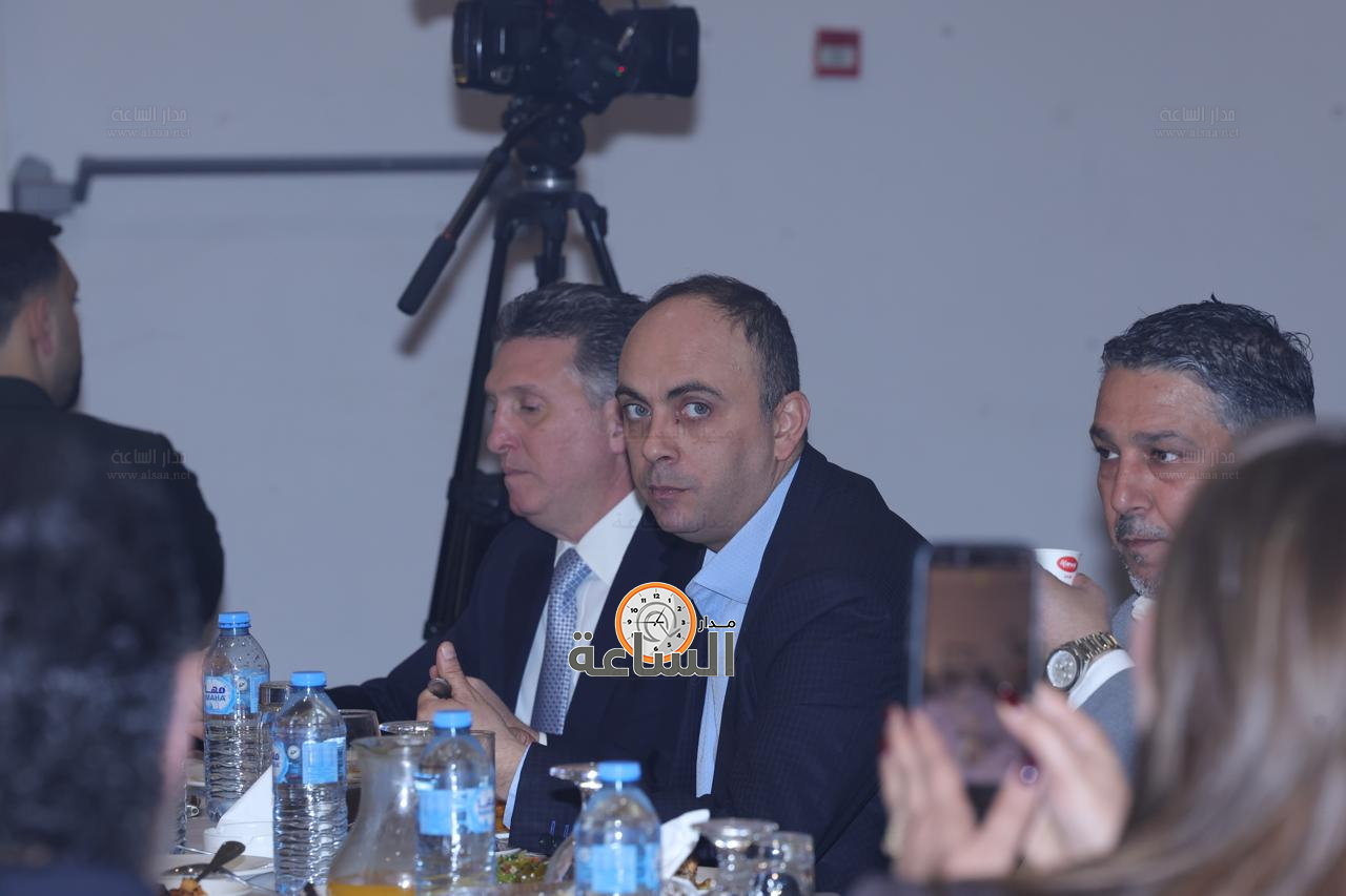 Madar Al-Saa Images 0.876552185895528