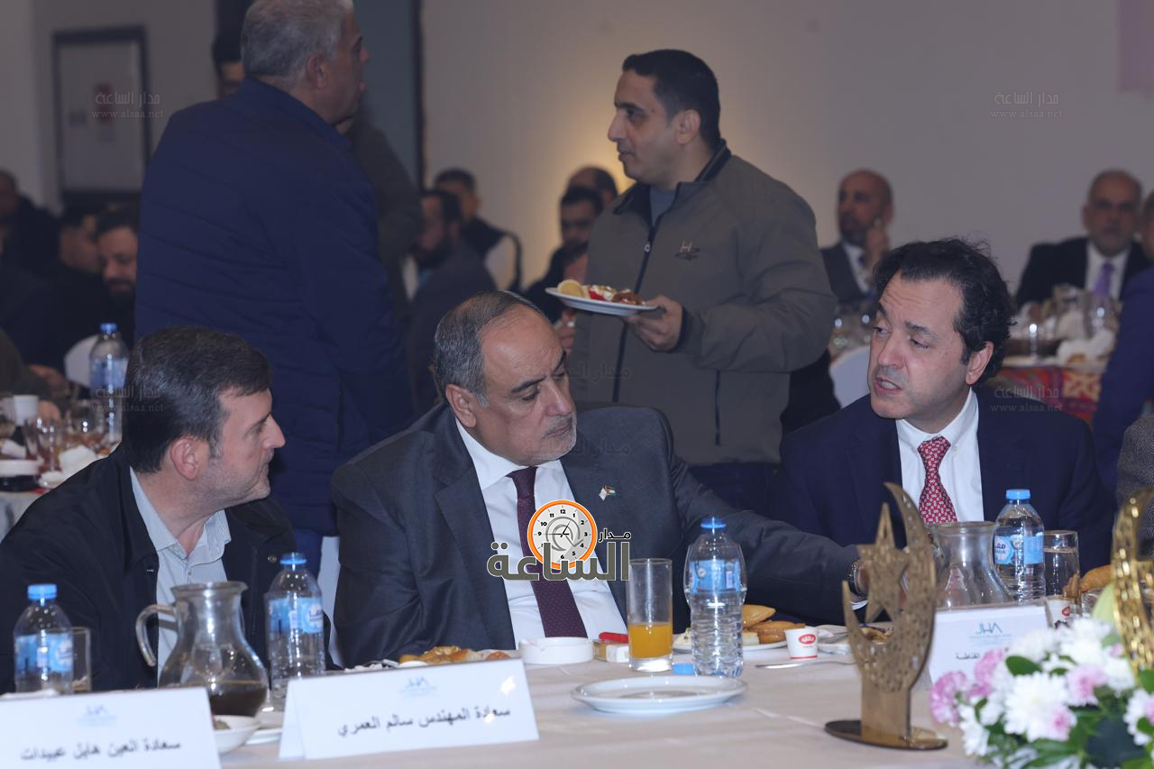 Madar Al-Saa Images 0.34362428910042864