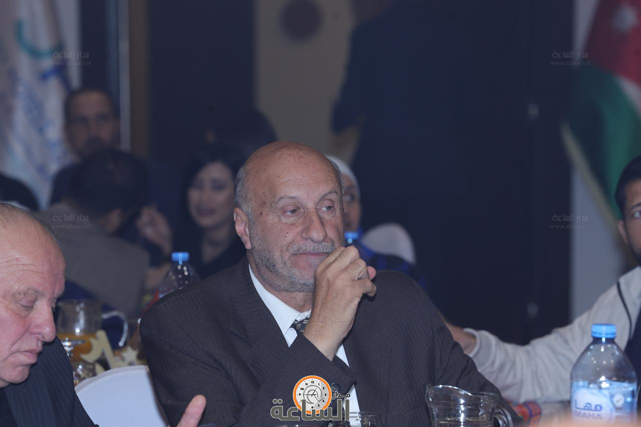 Madar Al-Saa Images 0.8856847101680975