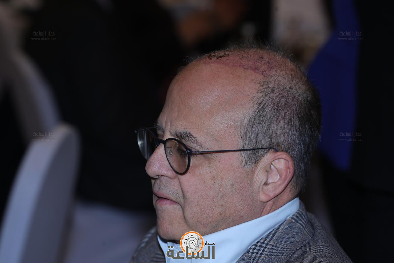 Madar Al-Saa Images 0.6928355581559882