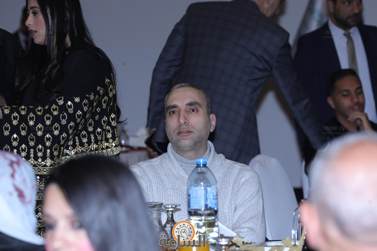 Madar Al-Saa Images 0.9366913176266289