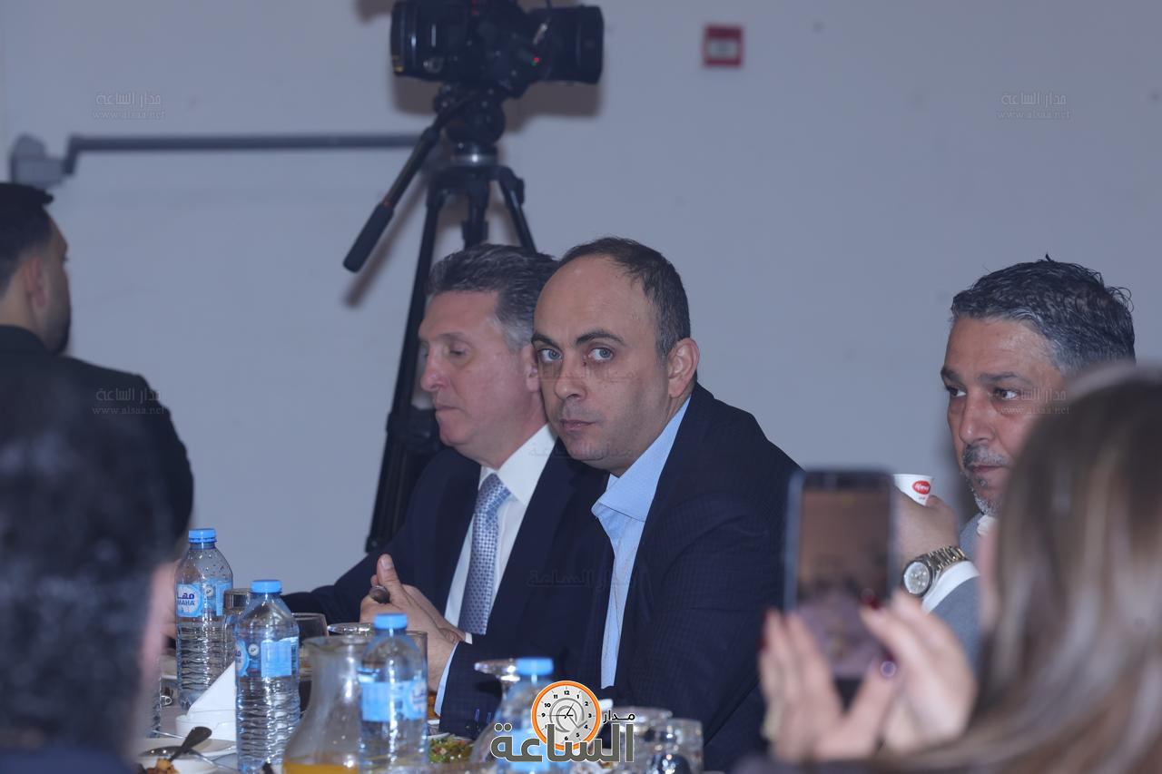 Madar Al-Saa Images 0.7608595373957139