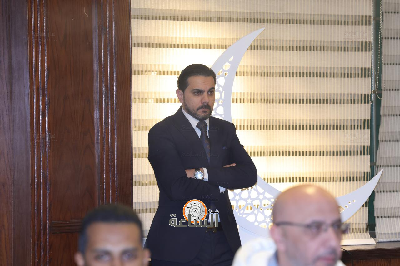 Madar Al-Saa Images 0.41498216880204