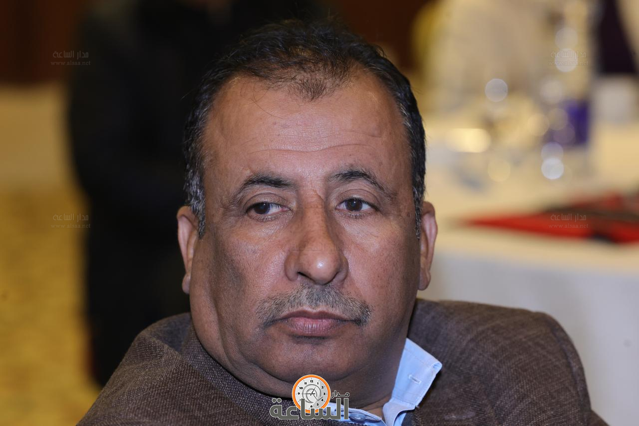 Madar Al-Saa Images 0.3824095181329277