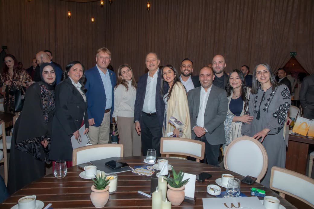 Madar Al-Saa Images 0.7125424299397491