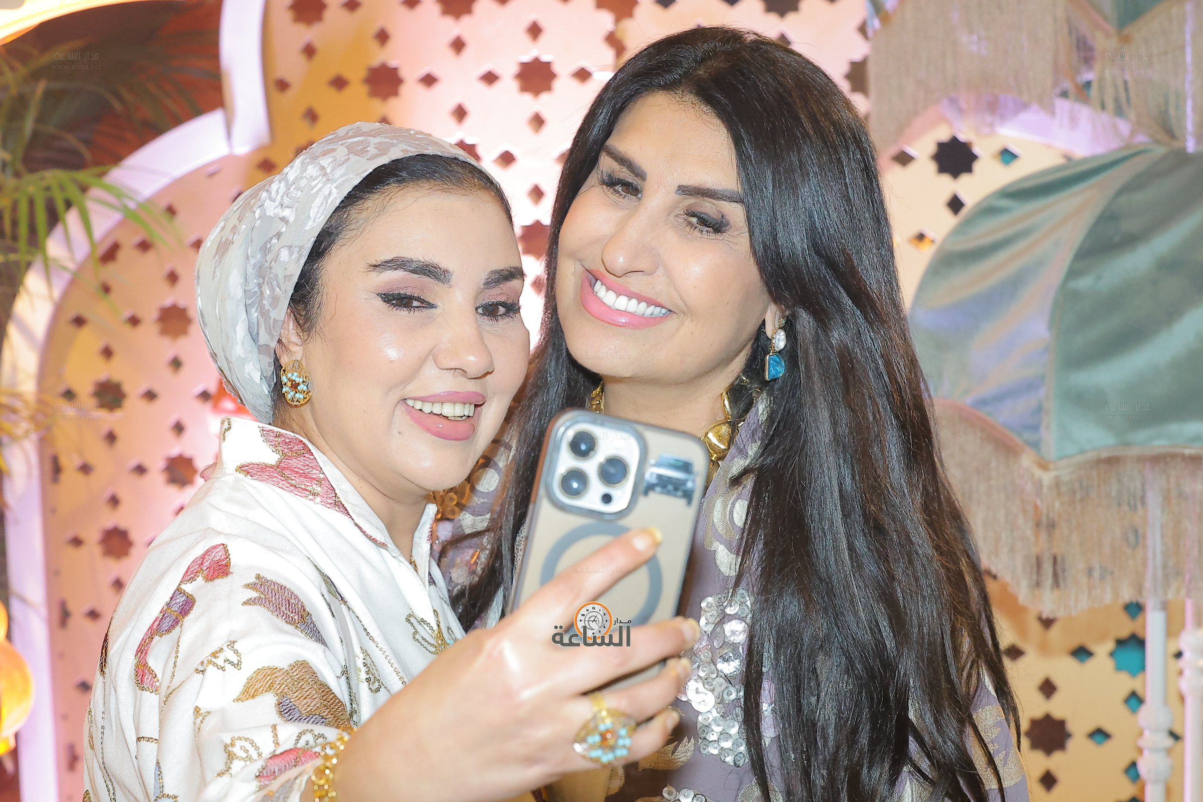 Madar Al-Saa Images 0.8478991522229616