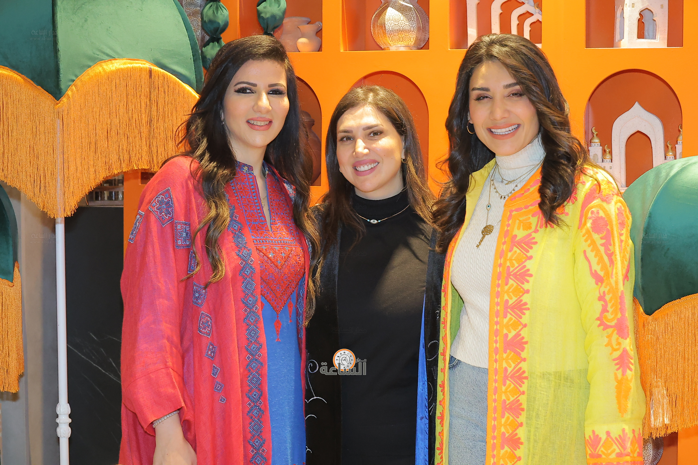 Madar Al-Saa Images 0.44793287932449344