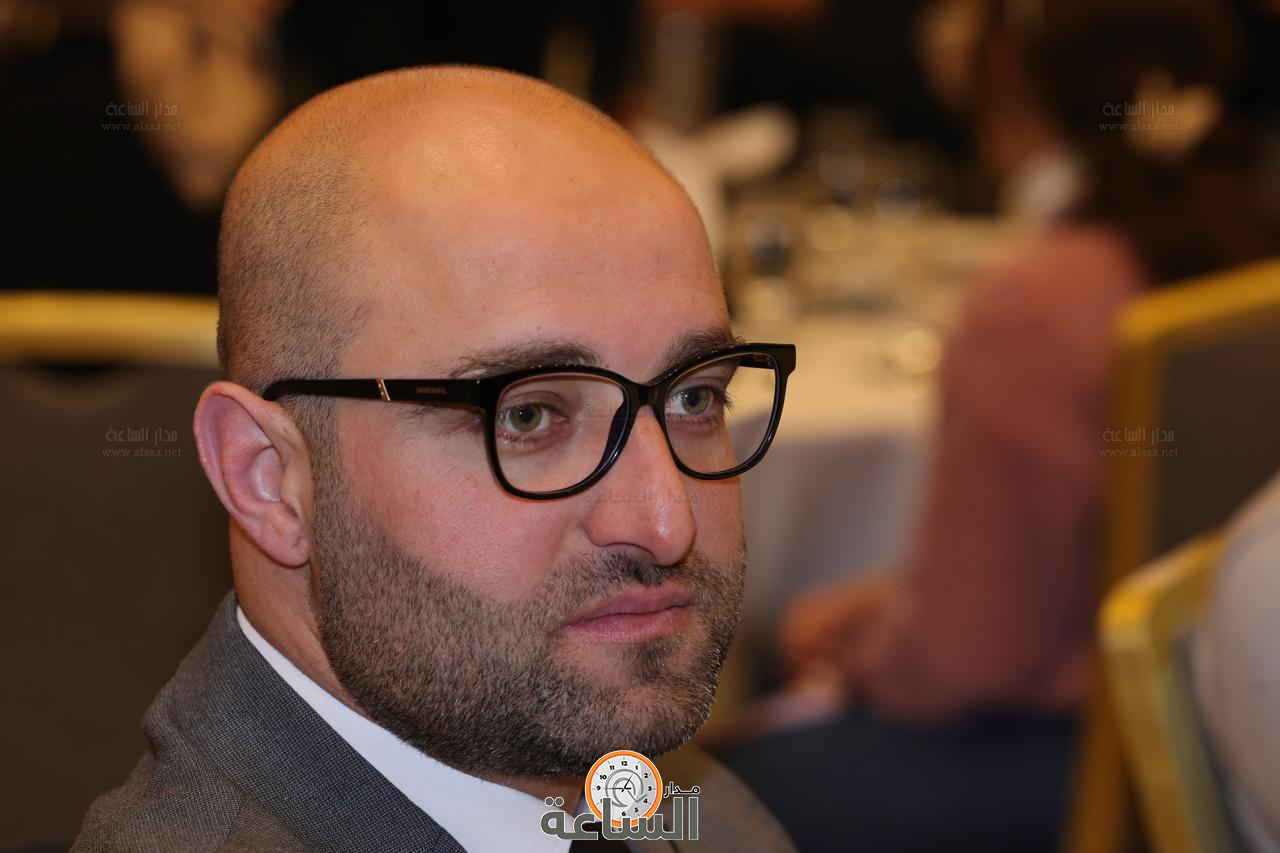 Madar Al-Saa Images 0.562754427601903