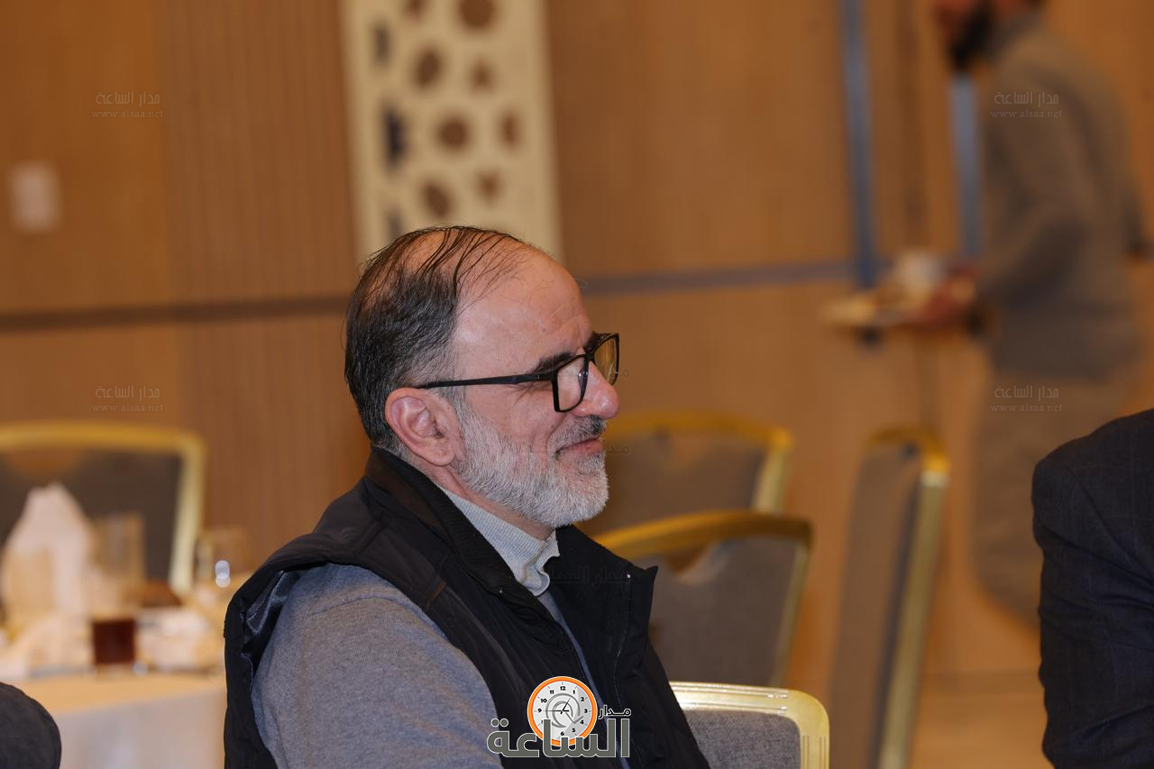 Madar Al-Saa Images 0.15841504289111974