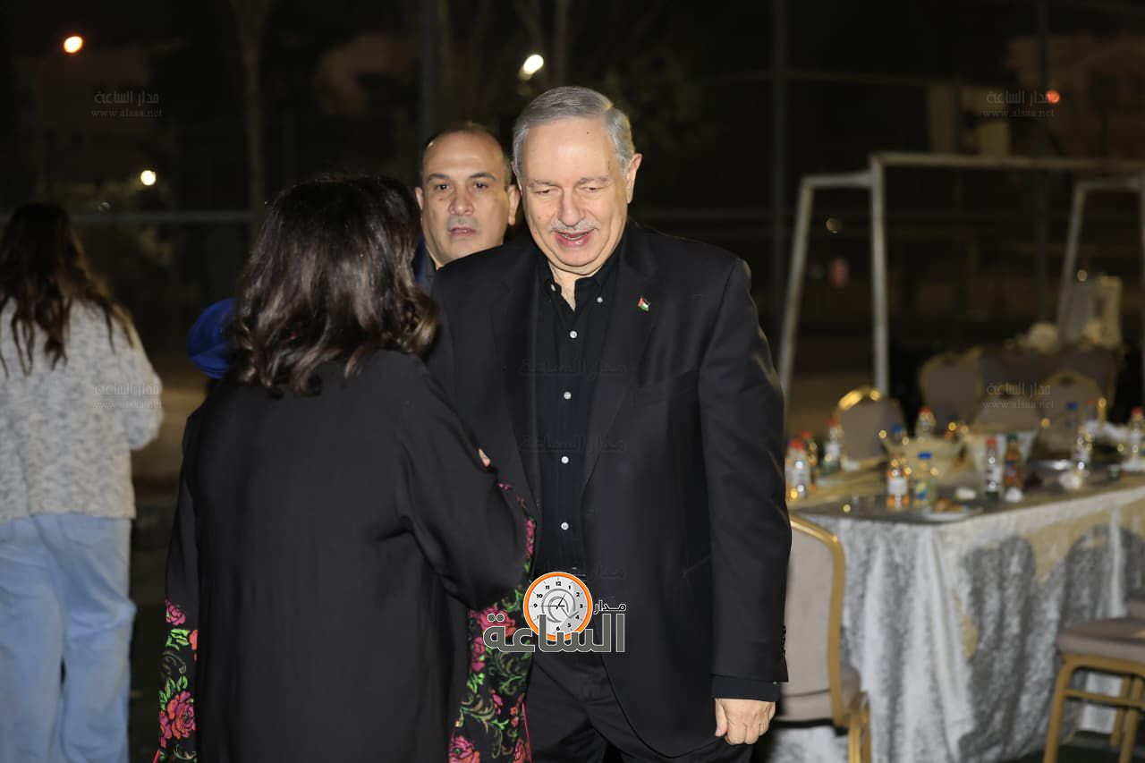 Madar Al-Saa Images 0.6622715361714027