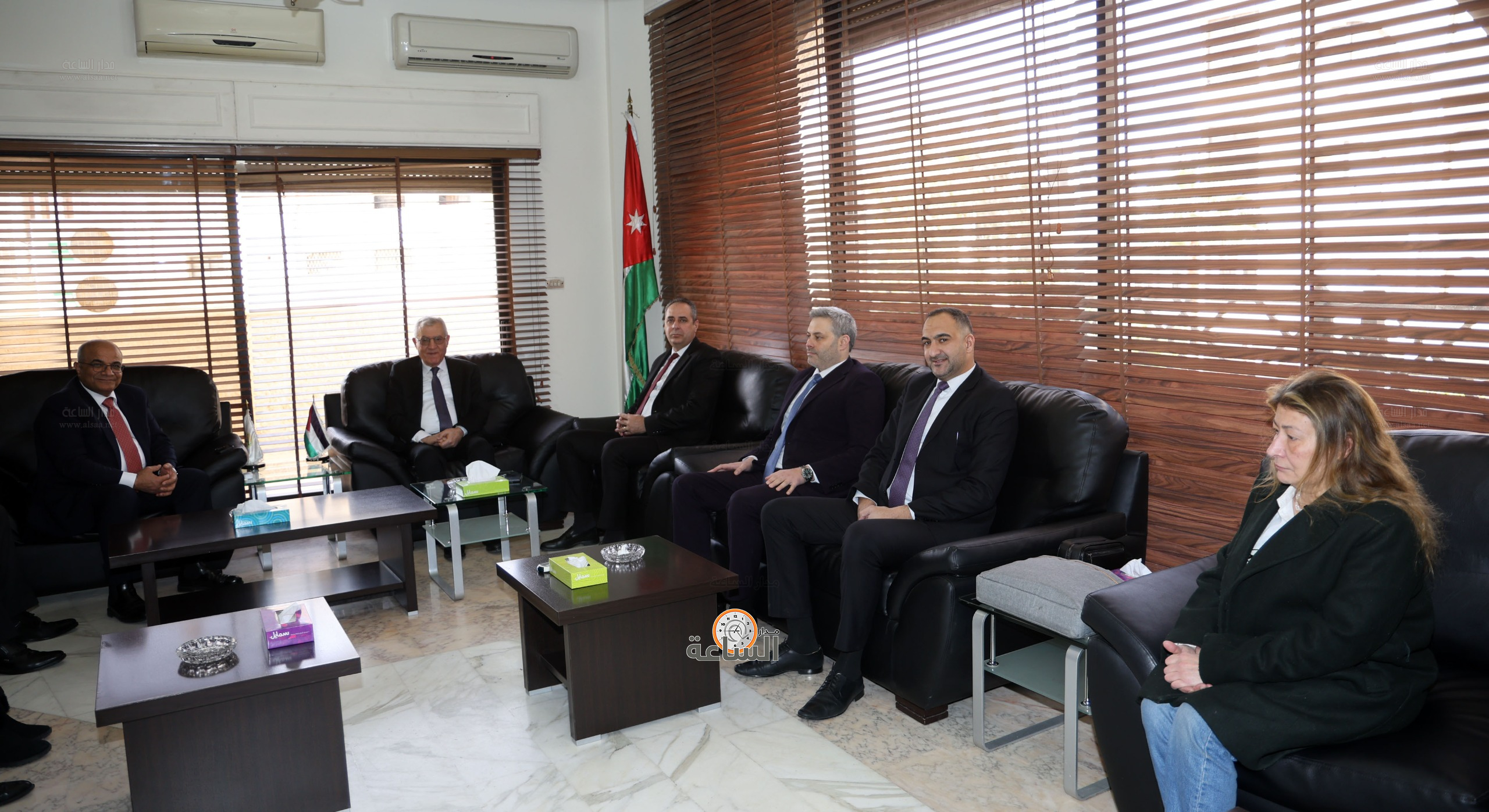 Madar Al-Saa Images 0.7255408139021523