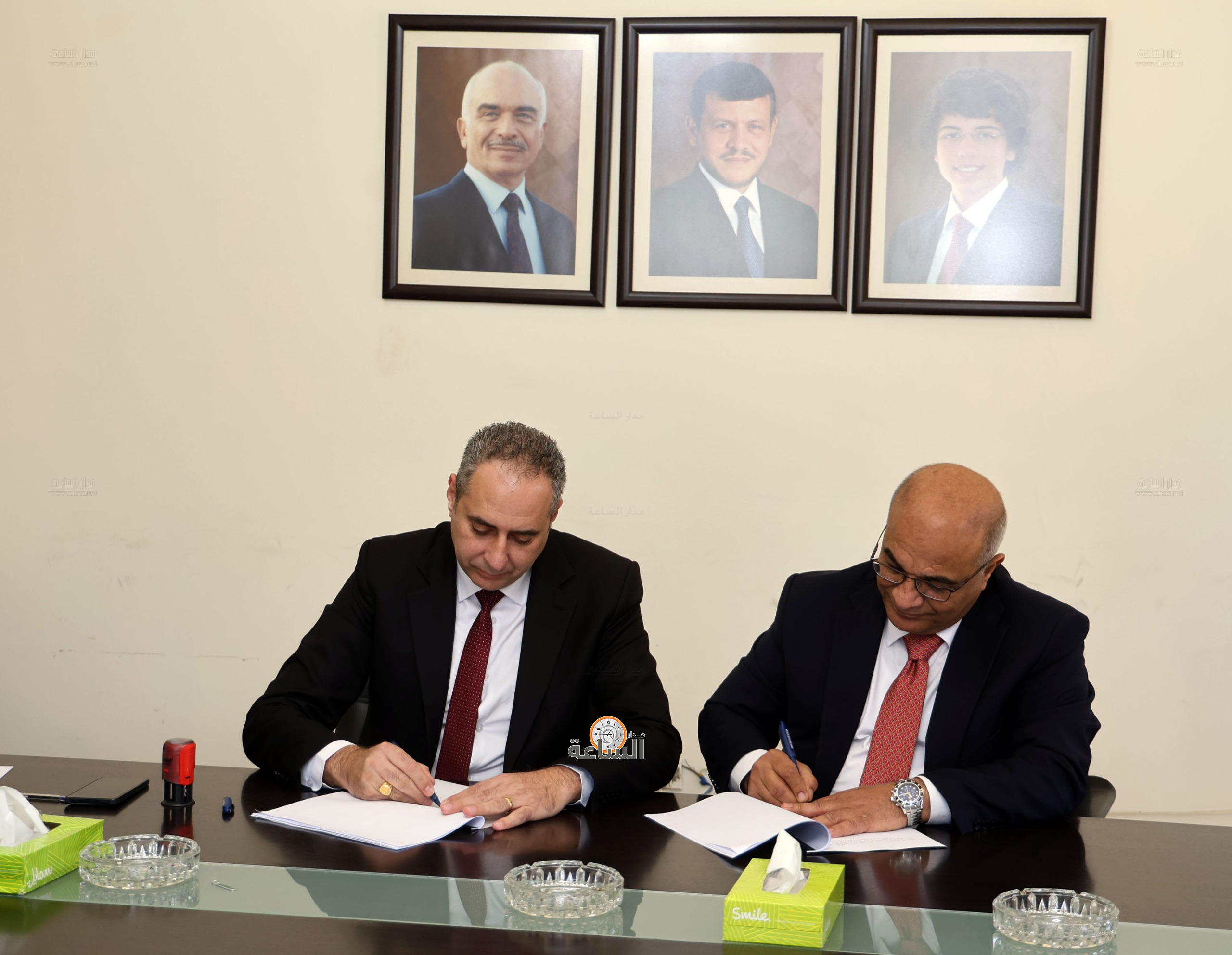 Madar Al-Saa Images 0.41676707225760656