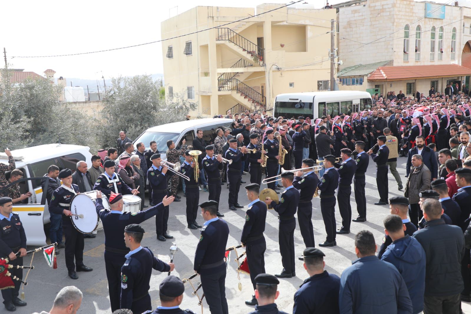 Madar Al-Saa Images 0.31930405965115194