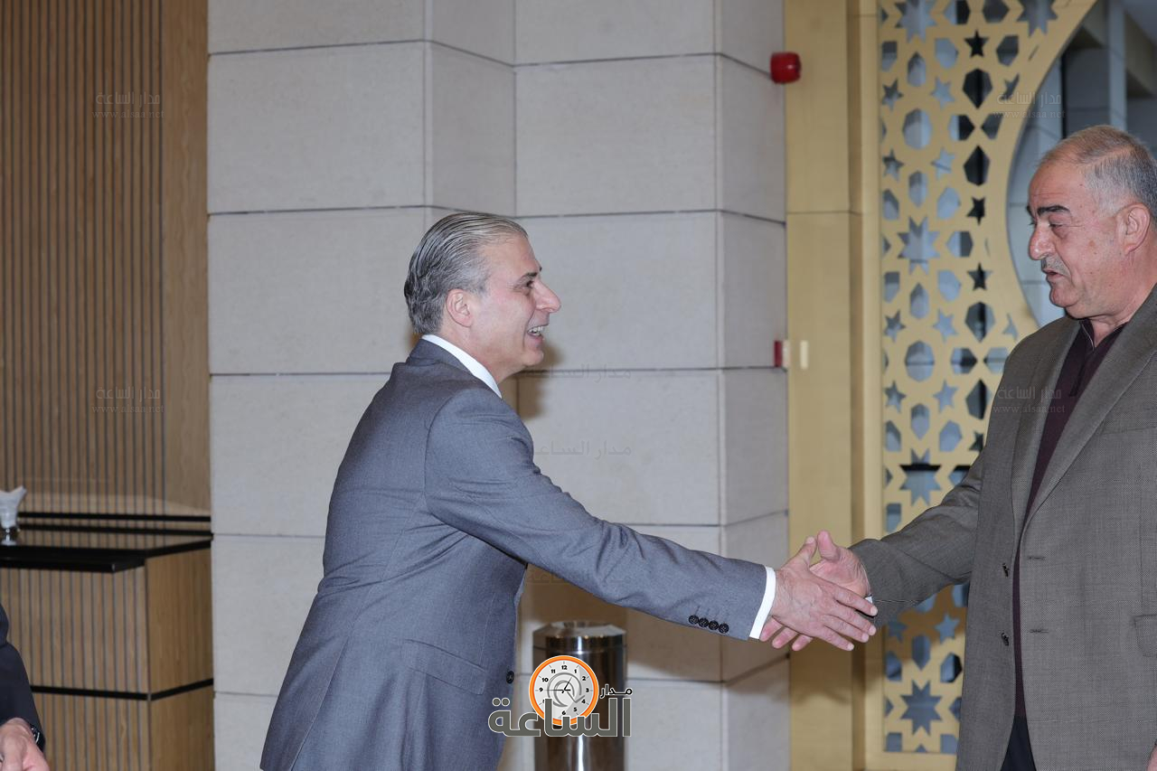 Madar Al-Saa Images 0.16788305229188027