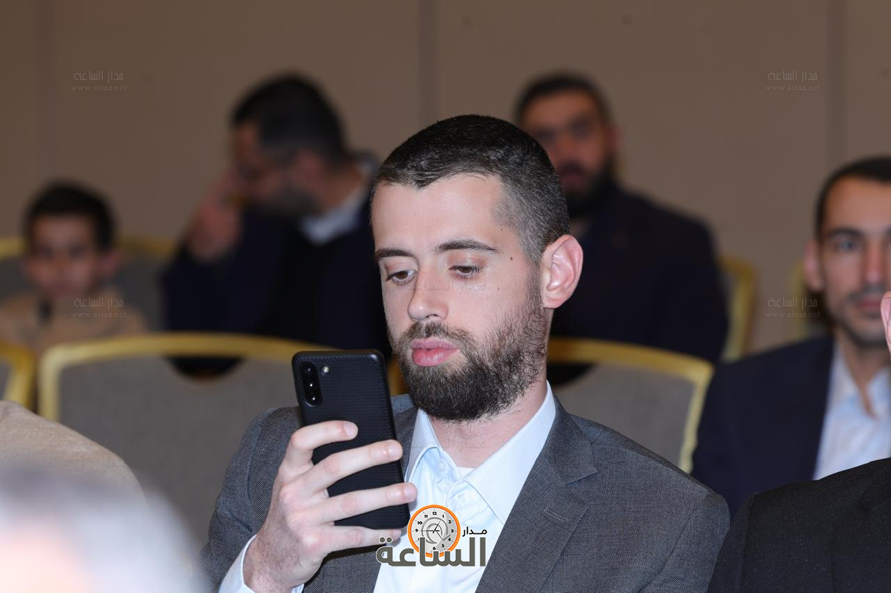 Madar Al-Saa Images 0.011753528722940443