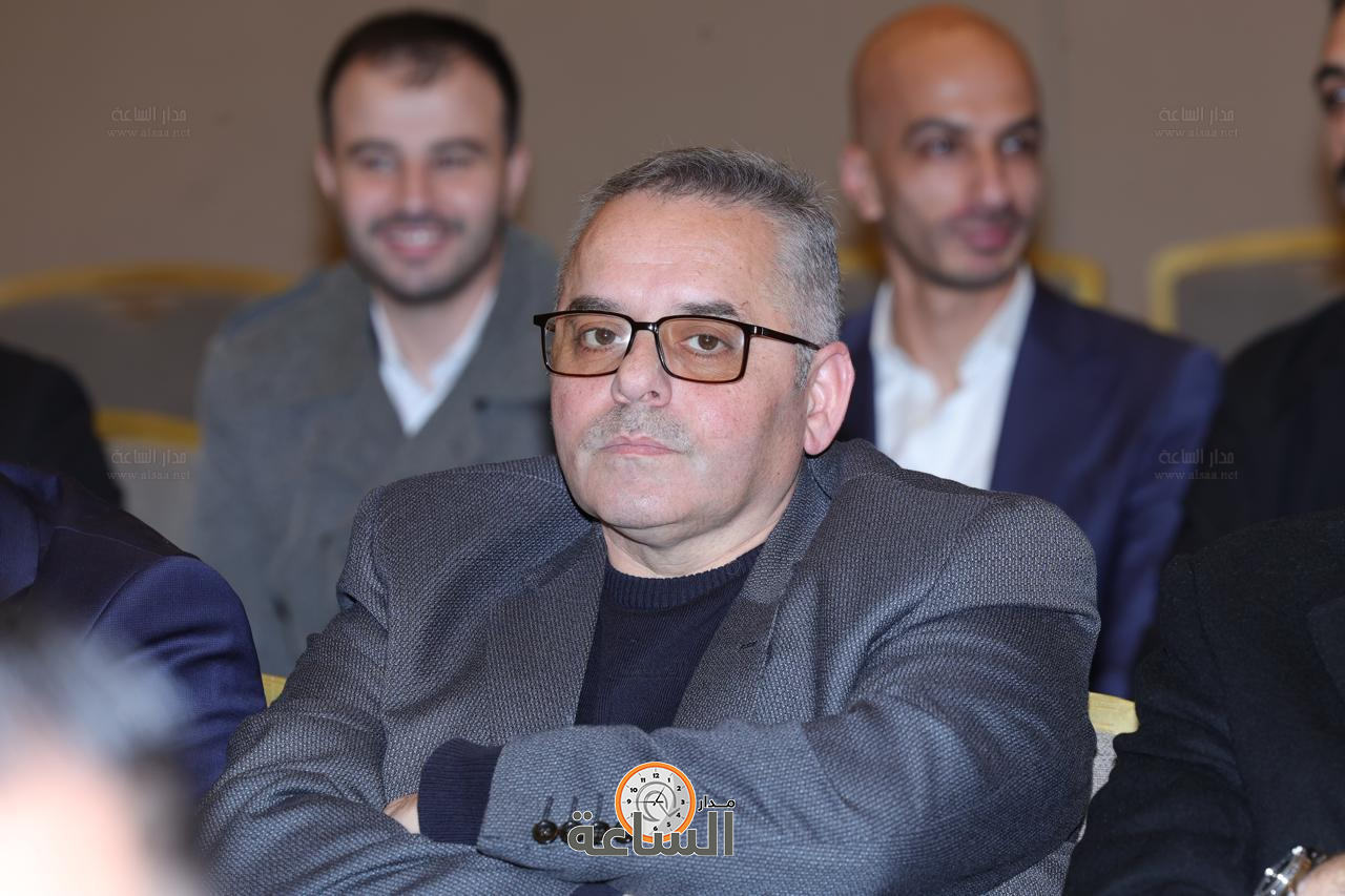 Madar Al-Saa Images 0.06057548644423083