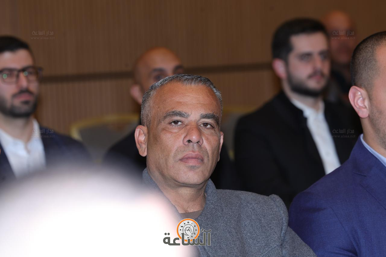 Madar Al-Saa Images 0.6226760191105712