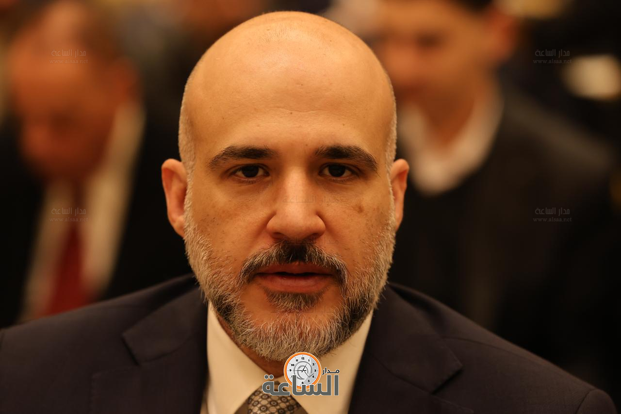 Madar Al-Saa Images 0.6795481761999168