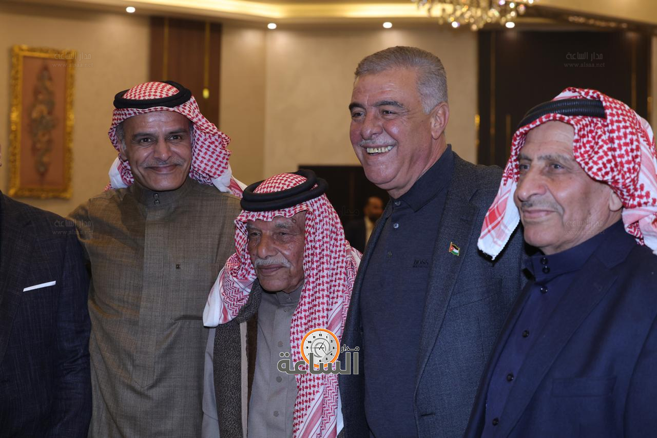 Madar Al-Saa Images 0.8225464193034873