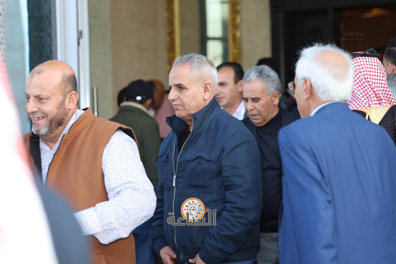 Madar Al-Saa Images 0.7866147153725905