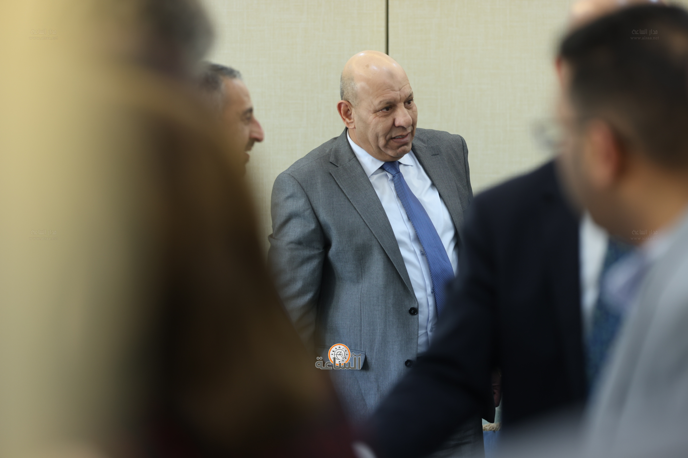 Madar Al-Saa Images 0.19824428807098737