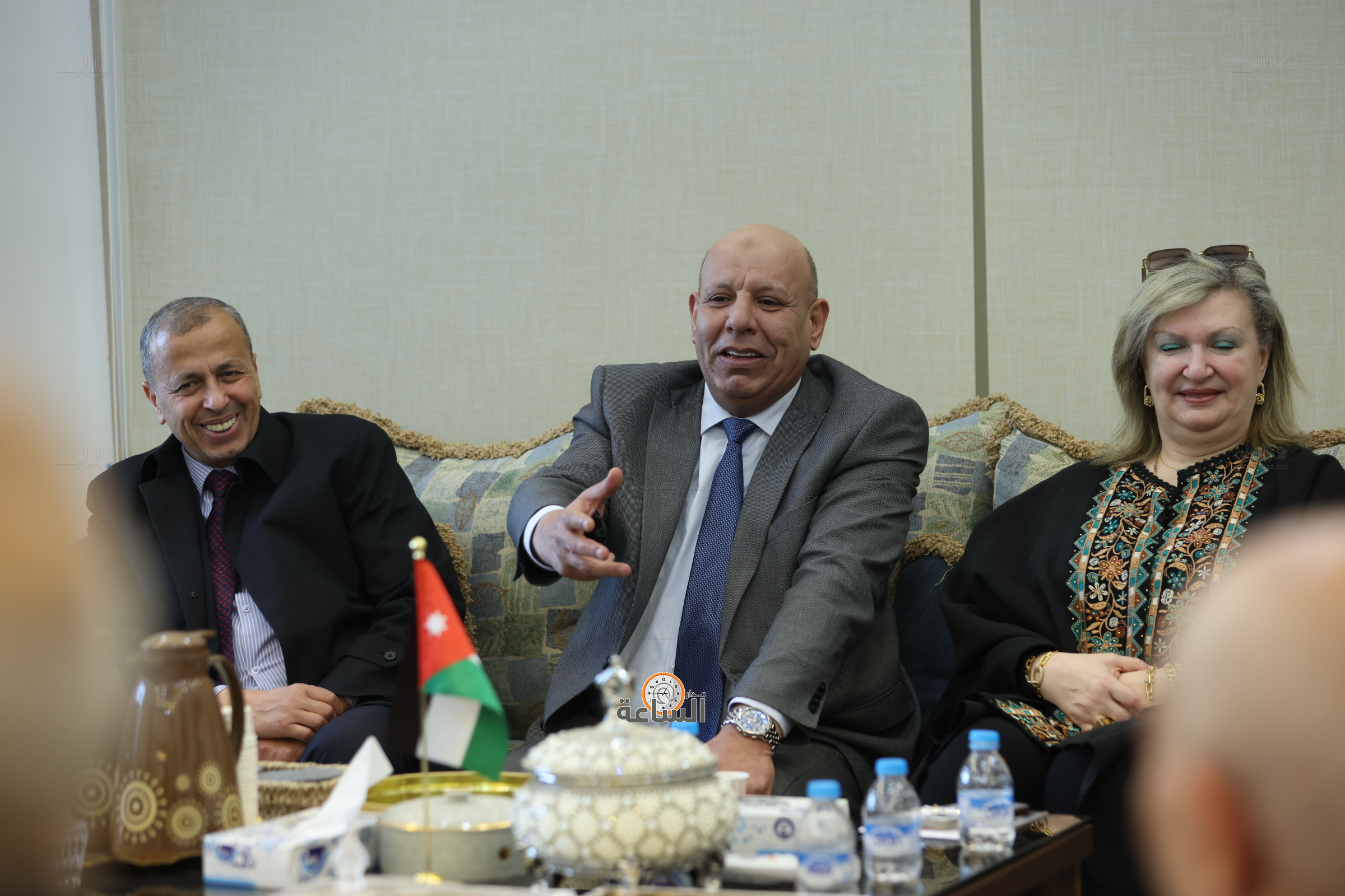 Madar Al-Saa Images 0.5516464211528399