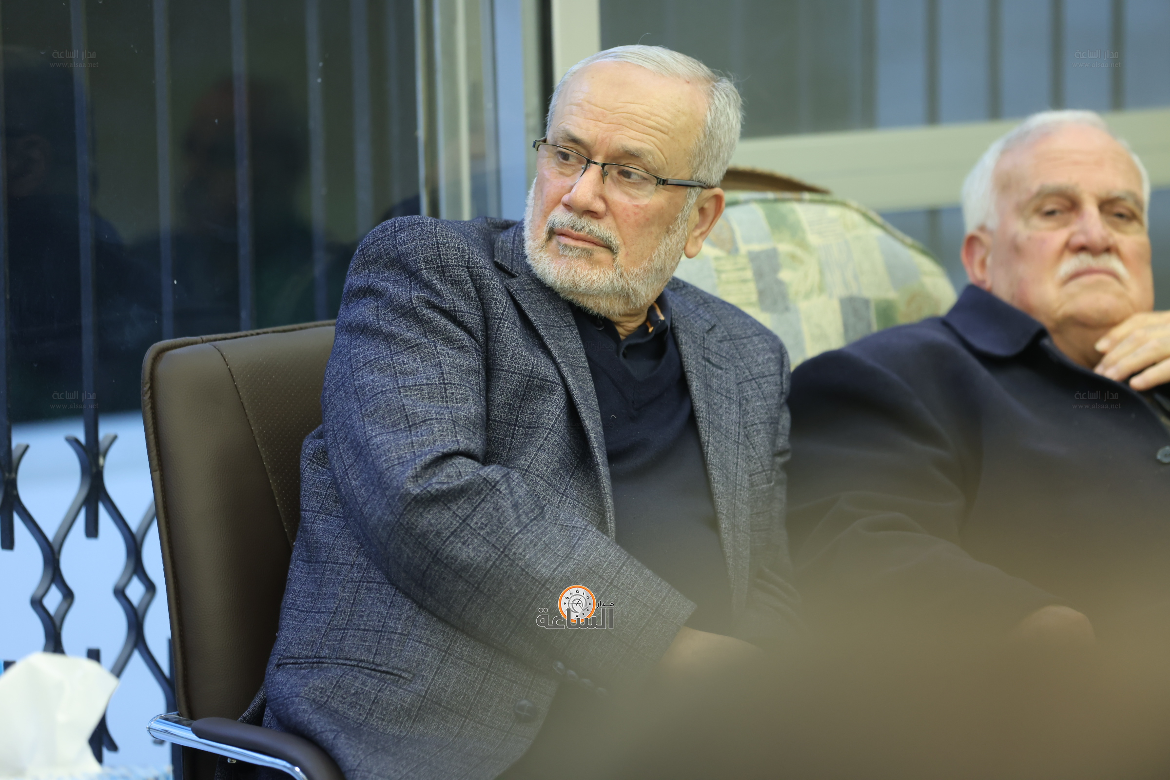 Madar Al-Saa Images 0.5619120769836774