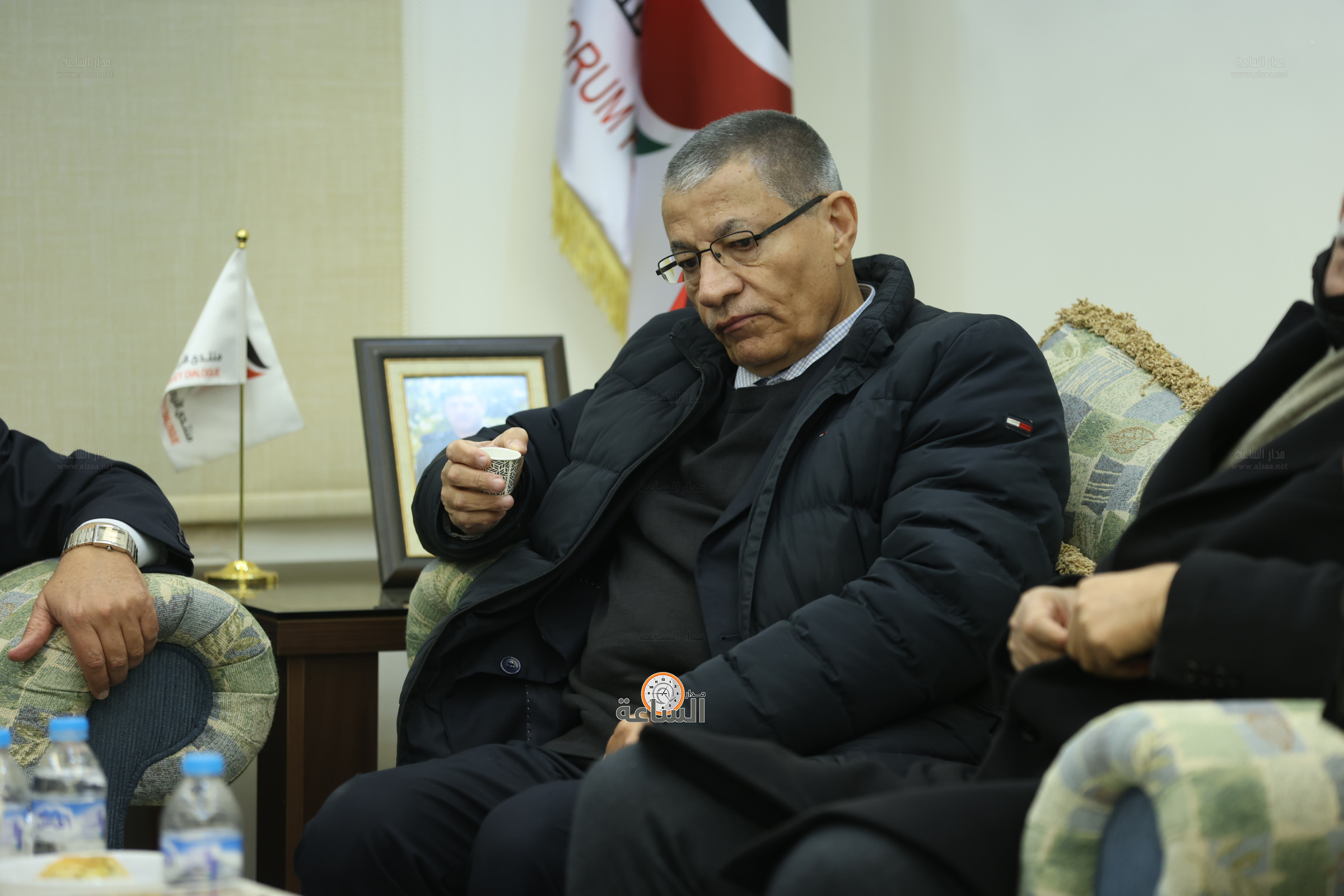 Madar Al-Saa Images 0.5755909331724942