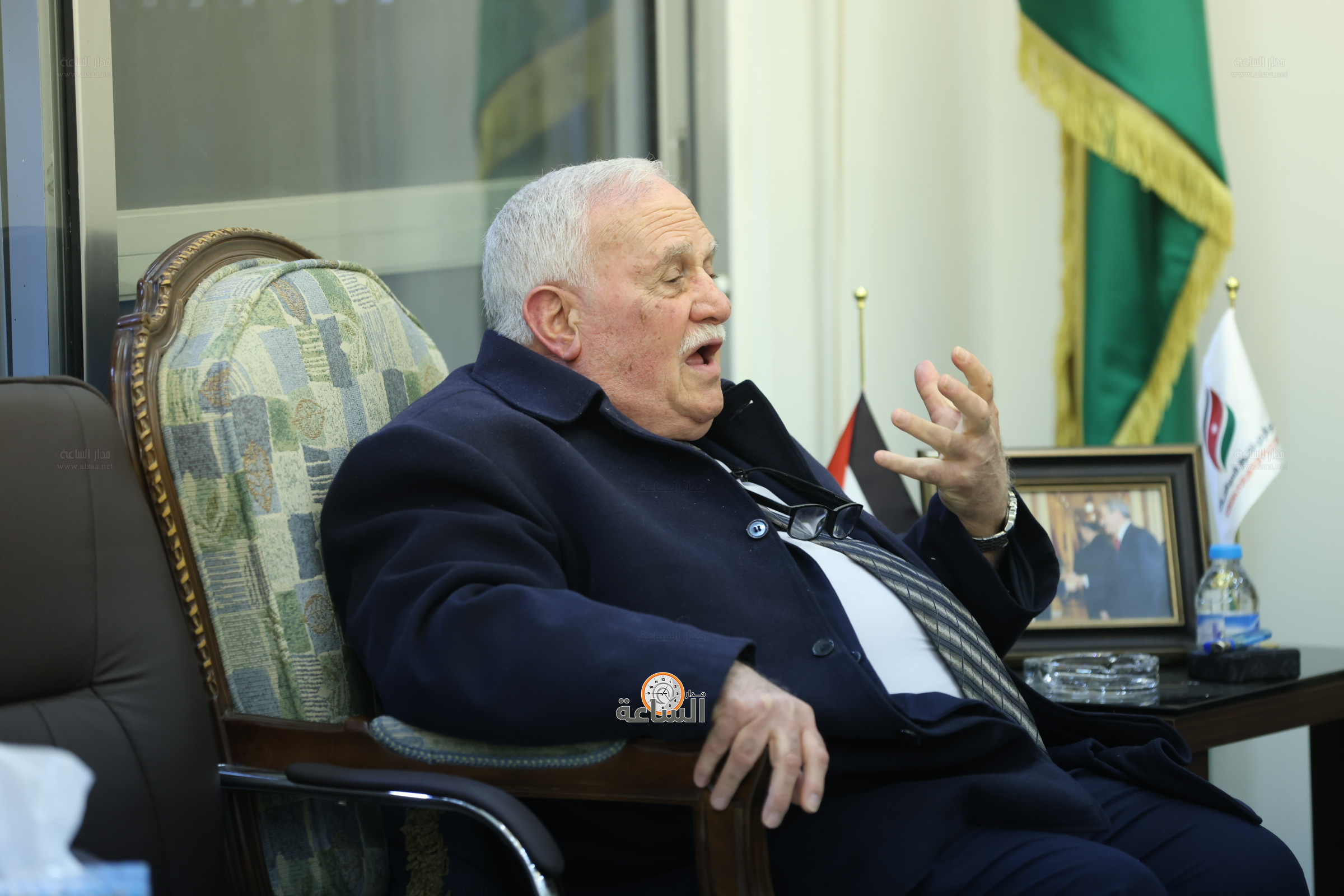 Madar Al-Saa Images 0.3918012420445983