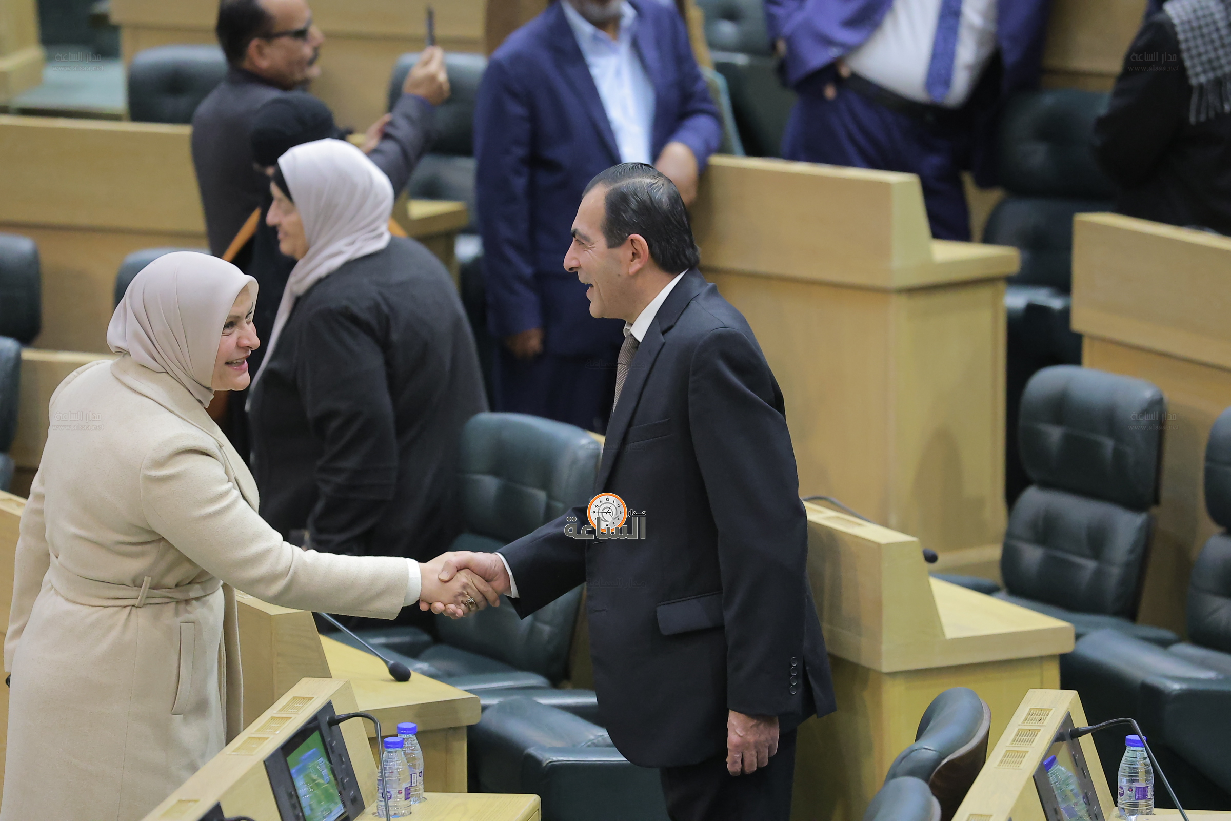 Madar Al-Saa Images 0.8183408983116661