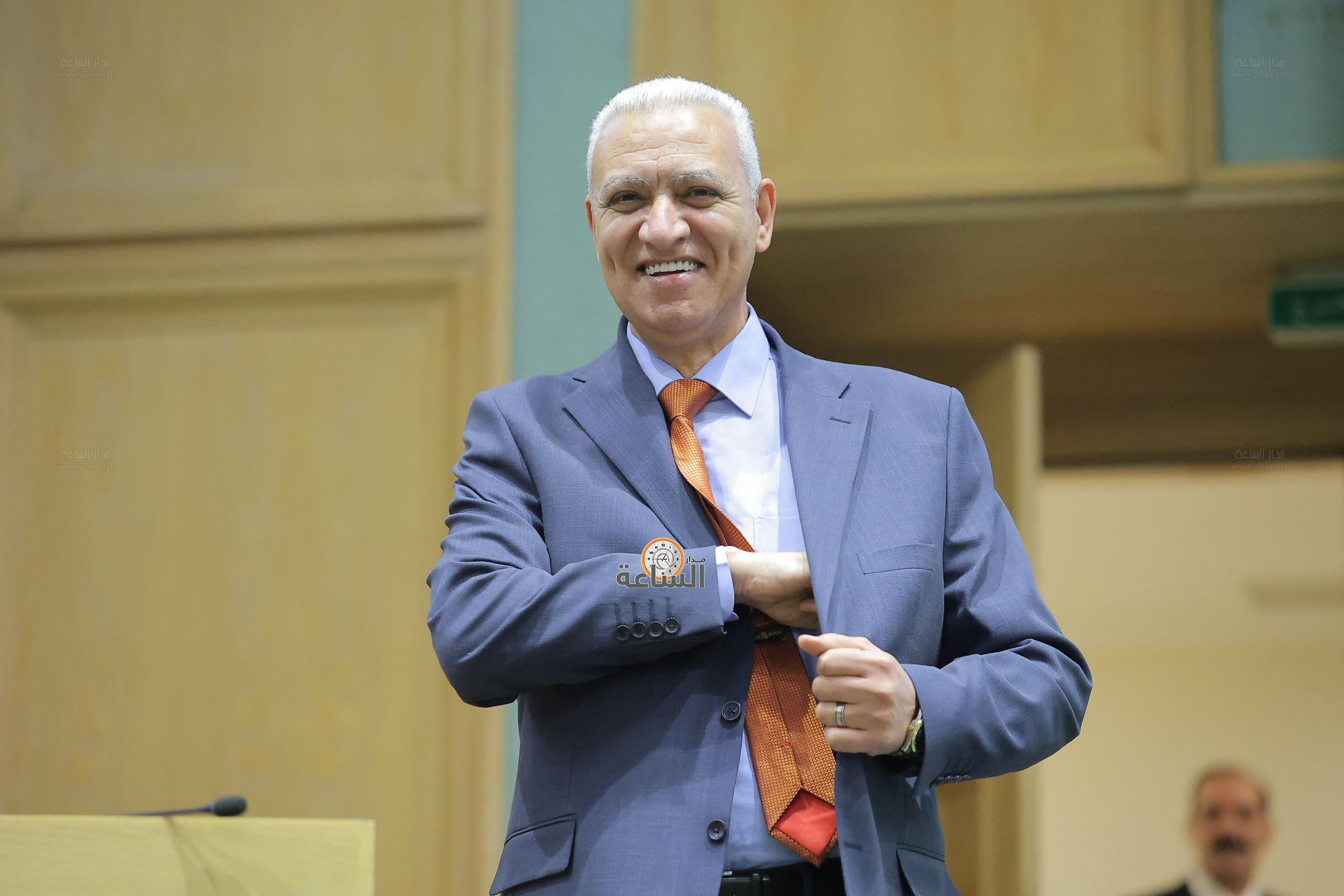 Madar Al-Saa Images 0.629053551093364